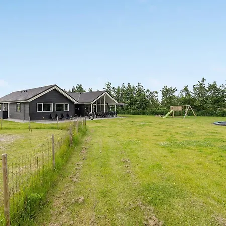 Casa de Férias 5 Star In Idestrup Bøtø By