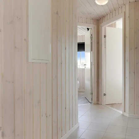 5 Star In Idestrup * Bøtø By
