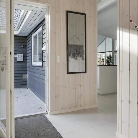 Casa de Férias 5 Star In Idestrup Bøtø By